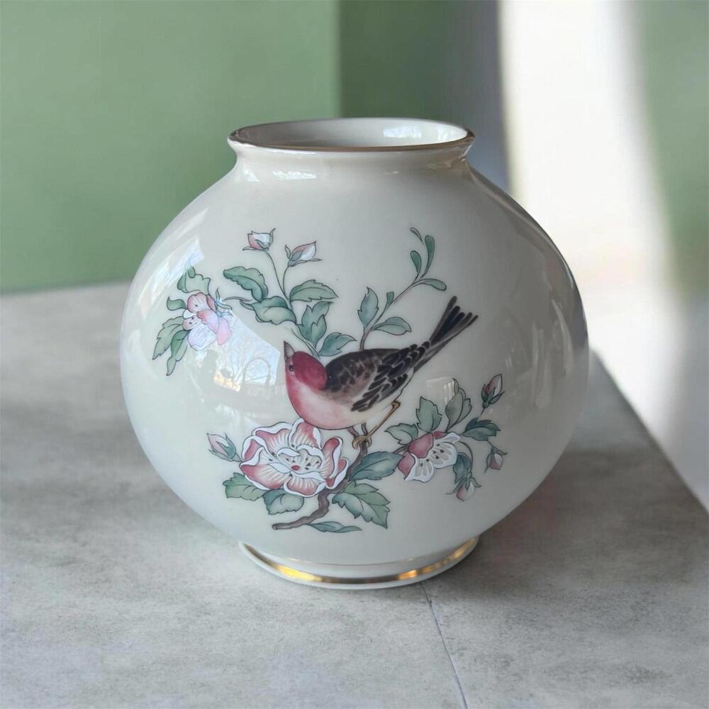 1980s Lenox Serenade Vase | Gold Rim Porcelain Vase | Serenade Collection